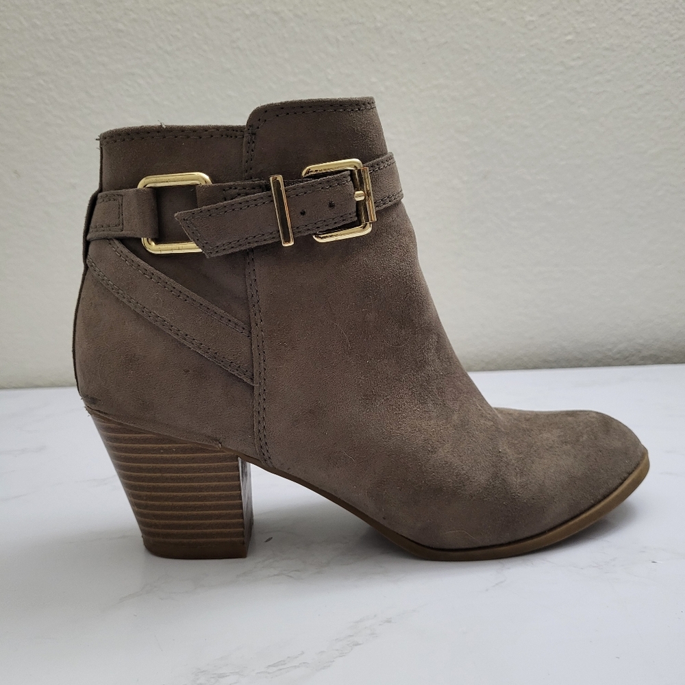 Express - Women's Suede Ankle Boots